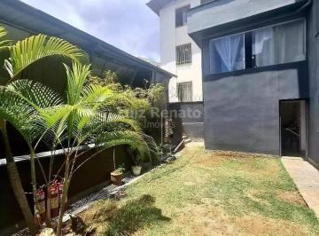 Casa · 420m² · 12 Quartos · 2 Vagas · Casa à venda no bairro Santo Antônio