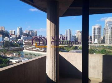 Casa · 269m² · 4 Vagas · Conjunto Comercial no Real Parque