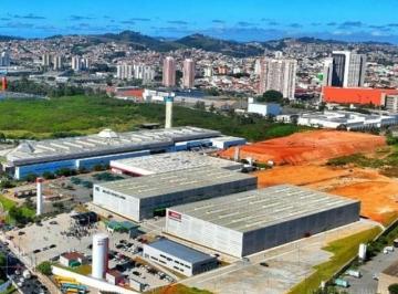 Comercial · 1193m² · Galpão para Locação em  Condominio Santo Andre