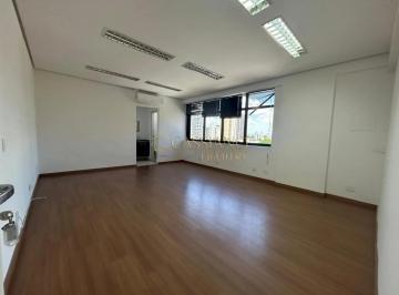 Comercial · 34m² · 1 Vaga · Sala comercial para locação de 34m² | 01 banheiro e 01 vaga de garagem | Jardim Aquarius | São José 