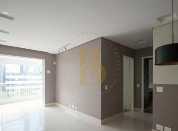 Apartamento · 76m² · 2 Quartos · 2 Vagas · Apartamento reformado para locação no Brooklin.