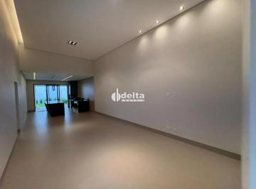 Casa · 275m² · 3 Quartos · 3 Vagas · Casa residencial com 3 suítes disponível para venda no bairro Novo Mundo em Uberlândia - MG.