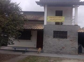 Casa · 292m² · 2 Quartos · 2 Vagas · Excelente Casa Ampla em Inoã – 3 Quartos, Suíte, Terreno de 450m² por R$ 350.000