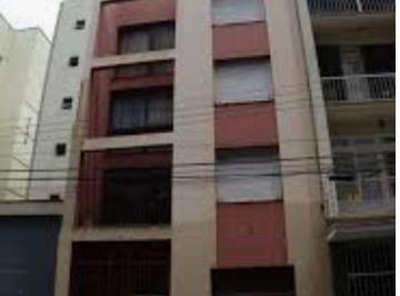 Apartamento · 31m² · 1 Quarto · OPORTUNIDADE NO CENTRO HISTÓRICO - APARTAMENTO REFORMADO!
