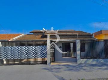 Casa · 180m² · 3 Quartos · 4 Vagas · VENDO Casa de Amplo Terreno com Piscina na Região Leste