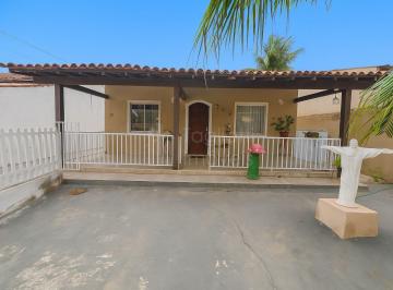 Casa · 140m² · 3 Quartos · 2 Vagas · Casa em Vila Capri, Araruama/RJ