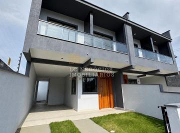 Casa · 112m² · 3 Quartos · 2 Vagas · Sobrado à venda no bairro Sertão do Maruim - São José/SC