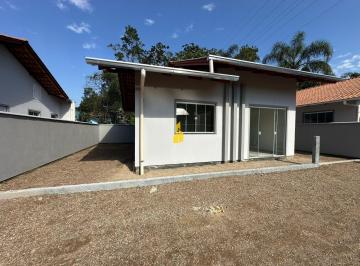 Casa · 54m² · 2 Quartos · 1 Vaga · Casa á venda no Bairro Araponguinhas