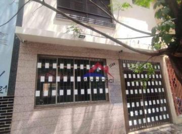 f290db1918634823b9db7bffc6c5e281810211a2 · Casa na rua Julio de Castilhos