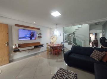 Casa · 174m² · 3 Quartos · Casa à venda - no Vila Pereira Cerca