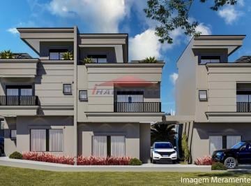 Foto 01 · Sobrado de Alto Padrão com 3 Suítes na Melhor Localização de Curitiba - Mercês - 206m² de Luxo!