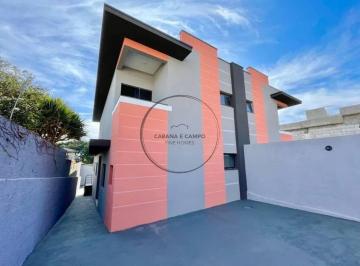 Casa · 200m² · 3 Quartos · 2 Vagas · Sobrado com piscina à venda no Jd. dos Pinheiros em Atibaia