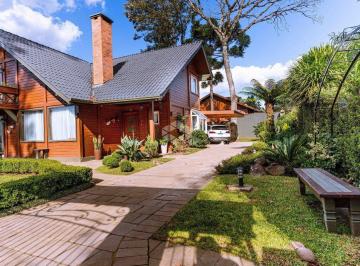 Casa · 244m² · 4 Quartos · 2 Vagas · Casa 4 dormitórios, 244,37m², no bairro Planalto em Gramado