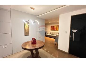 Apartamento · 220m² · 4 Quartos · 3 Vagas · Apartamento no Arlindo Pontual para Aluguel na Beira Mar de Candeias com 4 quartos e 220 metros