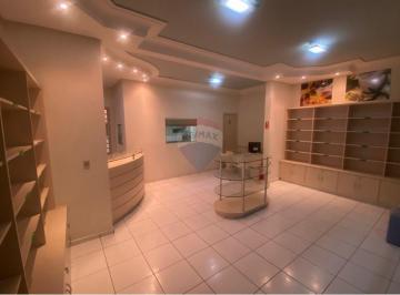 Comercial · 340m² · "Conjunto Comercial no Centro/Barra Funda, em Vinhedo/SP, com 375 m², preparado para seu negócio."