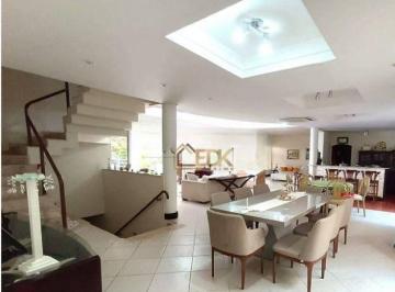 5f386d139a7ff687e7b86c4564964b3eb3a5e2db · Casa de alto padrão, mobiliada, com 6 dormitórios à venda, 461 m² por R$ 4.200.000 - Santa Rita - Ub