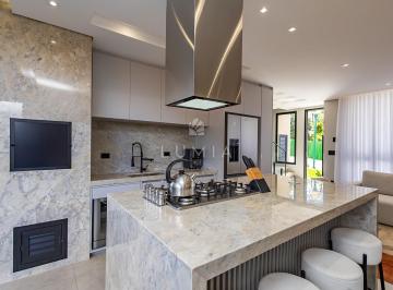 Casa · 167m² · 3 Quartos · 2 Vagas · Casa MOBILIADA em Condomínio com 3 quartos à venda