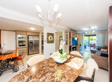 Casa · 211m² · 3 Quartos · 4 Vagas · Excelente Residência à Venda no Bairro Santo Ináci
