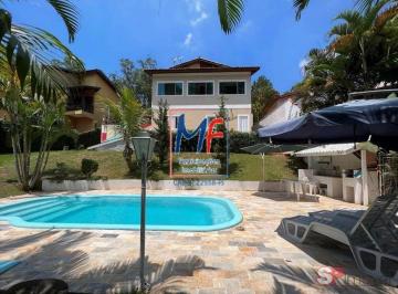 Casa · 365m² · 5 Quartos · Excelente sobrado em cond. fechado em Jandira/SP, com 365 m² a.u., 5 dormitórios (4 suítes), sala, c
