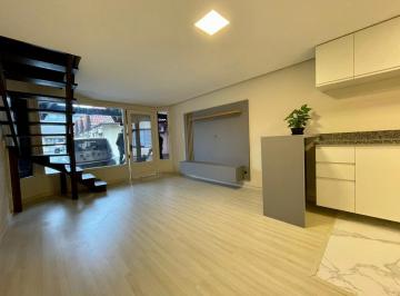 125680_iBB4Kdv9L_125680652d69b314368.jpg · Loft no centro de Canela com 1 quarto e 1 vaga escriturada