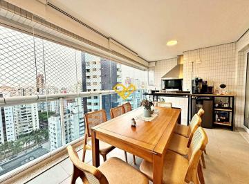 Varanda com churrasqueira · Apartamento 3 Quartos a Venda em Santos - Sp