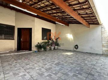 Casa · 171m² · 3 Quartos · 2 Vagas · Exclusividade e conforto em uma casa térrea com espaço gourmet completo no Santa Amélia!
