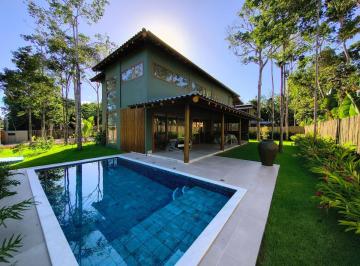 Casa de 5 quartos, Porto Seguro · Casa a 5 min da praia de Pitinga em Arraial D'ajuda, Bahia.