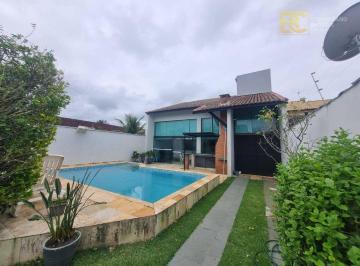 f2aa2f3734e5d62721492b851b25e42015141af5 · Casa em dois lotes á venda no Oásis em Peruíbe/SP.