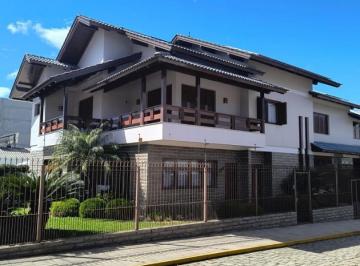 Casa · 360m² · 3 Quartos · 2 Vagas · Casa com Piscina | 03 dormitórios | Bela Vista