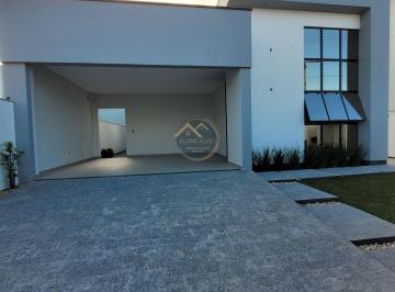 Casa · 146m² · 3 Quartos · 2 Vagas · Casa Alto Padrão em XV de Novembro, Tijucas/SC