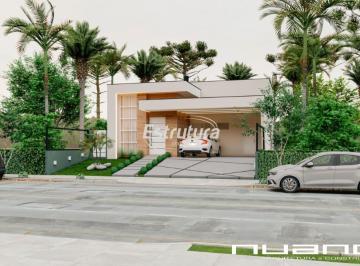 Casa · 182m² · 3 Quartos · 2 Vagas · Residência de Alto Padrão com 3 Suítes e Piscina – Conforto e Elegância em Cada