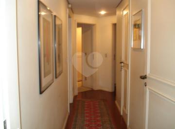 Apartamento · 260m² · 4 Quartos · 4 Vagas · Apartamento com 4 quartos à venda em Higienópolis - SP
