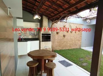 Casa de 2 quartos, Feira de Santana · Linda casa a venda bairro Sim, 2\4 suíte, closet e goumert