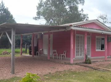 Casa principal · Vendo SÍTIO de CINEMA 2.620m2 com2 casas, dúvido outro igual!