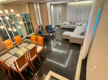 Casa · 361m² · 3 Quartos · 3 Vagas · Sobrado de alto padrão recém reformado no condomínio Casa Grande