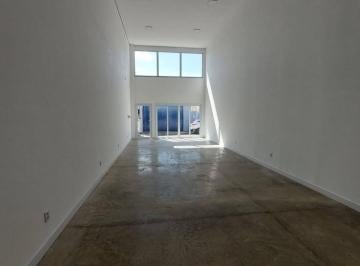 Comercial · 74m² · 1 Vaga · Salão ou loja comercial nova no centro de Louveira