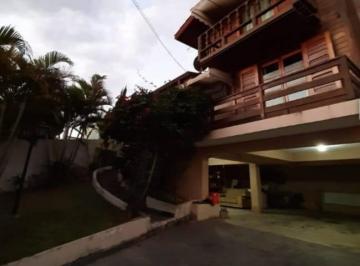 Casa · 214m² · 3 Quartos · 5 Vagas · CASA EM ÓTIMO BAIRRO EM VINHEDO