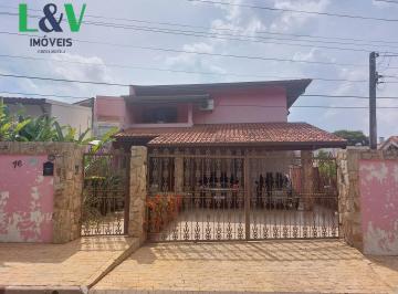 Casa · 232m² · 3 Quartos · 3 Vagas · Lindo Sobrado à Venda