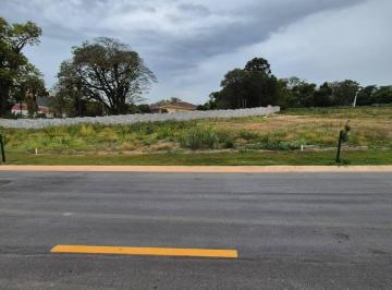 Terreno · 389m² · Terreno espetacular no condomínio Reserva Di Tamai com 389 m²