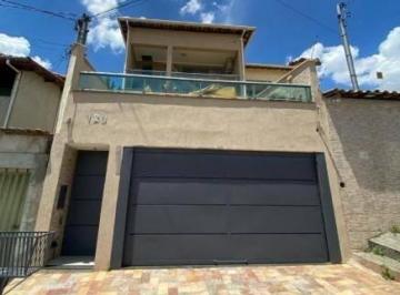 Apartamento · 204m² · 3 Quartos · 2 Vagas · Casa com 3 quartos, sendo 1 suíte - Xangri-lá