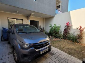 Triplex com 3 suítes em rua pública em Ipitanga. · Triplex com 3 suítes em rua pública em Ipitanga.
