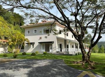 Casa · 5 Quartos · 4 Vagas · Sítio com três casas em Nova Trento SC