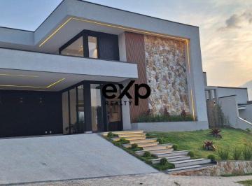 Casa · 366m² · 3 Quartos · 6 Vagas · Casa alto padrão - Nova - Condomínio Fechado - 3 suites - escritorio - gourmet - piscina - lareira e