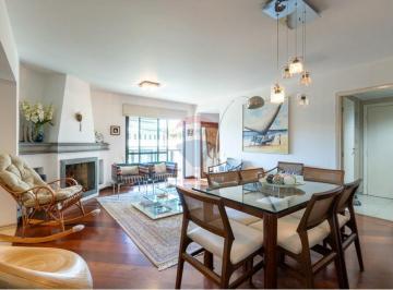 Apartamento · 137m² · 2 Quartos · 2 Vagas · Apto. Avenida Invernada 450
