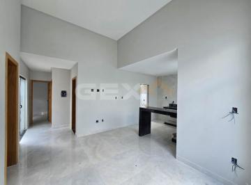 Casa · 76m² · 3 Quartos · 4 Vagas · Casa à venda no Santa Rosa, 3 quartos, 1 suíte com closet e 4 vagas.