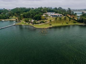 Casa · 841m² · 5 Quartos · 6 Vagas · Mansão beira lagoa à venda com 20 mil m² e deck ná