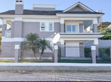 713934_i77hi6811_71393468d8b11d42592.jpg · Casa semi mobiliada com piscina e 3 dormitorios, sendo 1 suíte