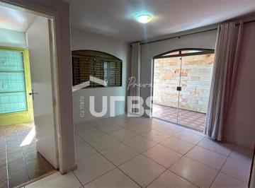 Casa · 168m² · 3 Quartos · 3 Vagas · 0 - Casa 3 quartos, sendo 1 suíte