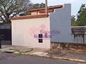 Casa · 131m² · 3 Quartos · 2 Vagas · Casa para VENDA localizada no bairro JARDIM CELESTE, em Jundiaí/SP.