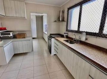 Apartamento · 239m² · 3 Quartos · 4 Vagas · Apartamento DUPLEX para LOCAÇÃO no condomínio CONDE DE MONSANTO, localizado no bairro CENTRO, em Jun